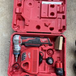 Milwaukee Pex Expansion Tool