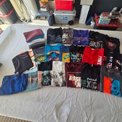***READ POST *** Mens Lot Size L