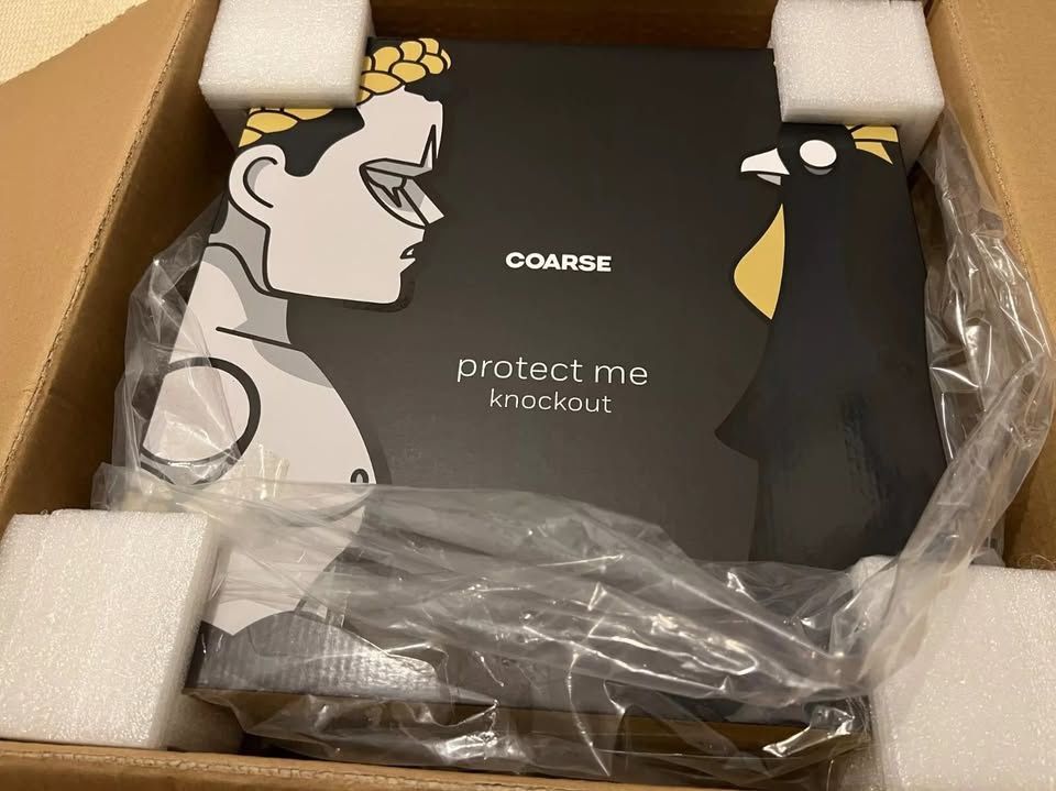 Coarse Protect Me Knockou Vinyl Toy Set