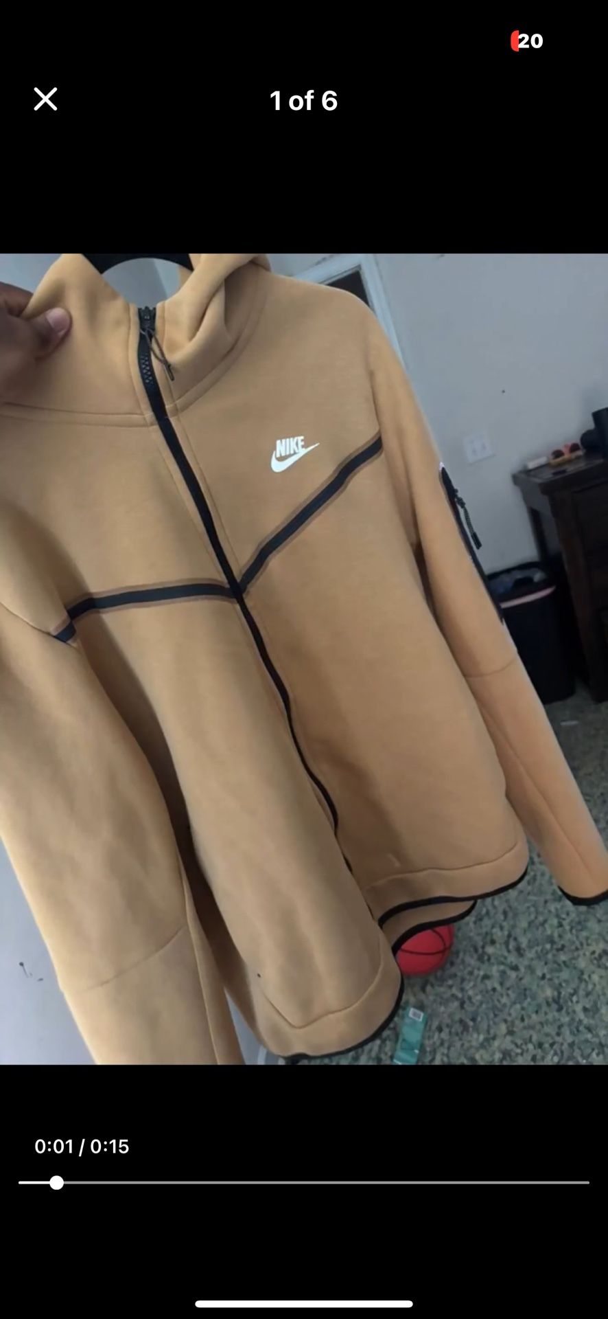 Nike Techs