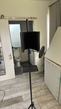 Mic Stand with Foam
