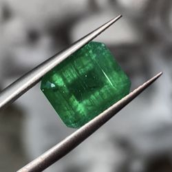 4Ct Natural Emerald