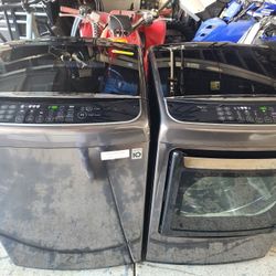 LG Washer/Dryer 