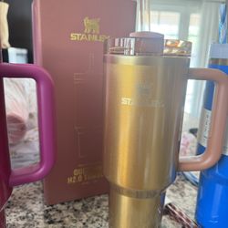 Original Stanley’s 40oz Quencher $45 Each
