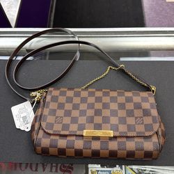 Louis Vuitton Damire purse
