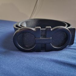 Salvatore Ferragamo Mens Black Leather Belt Size 42