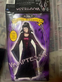 Vamptessa Adult Gothic Vampire Halloween Costume