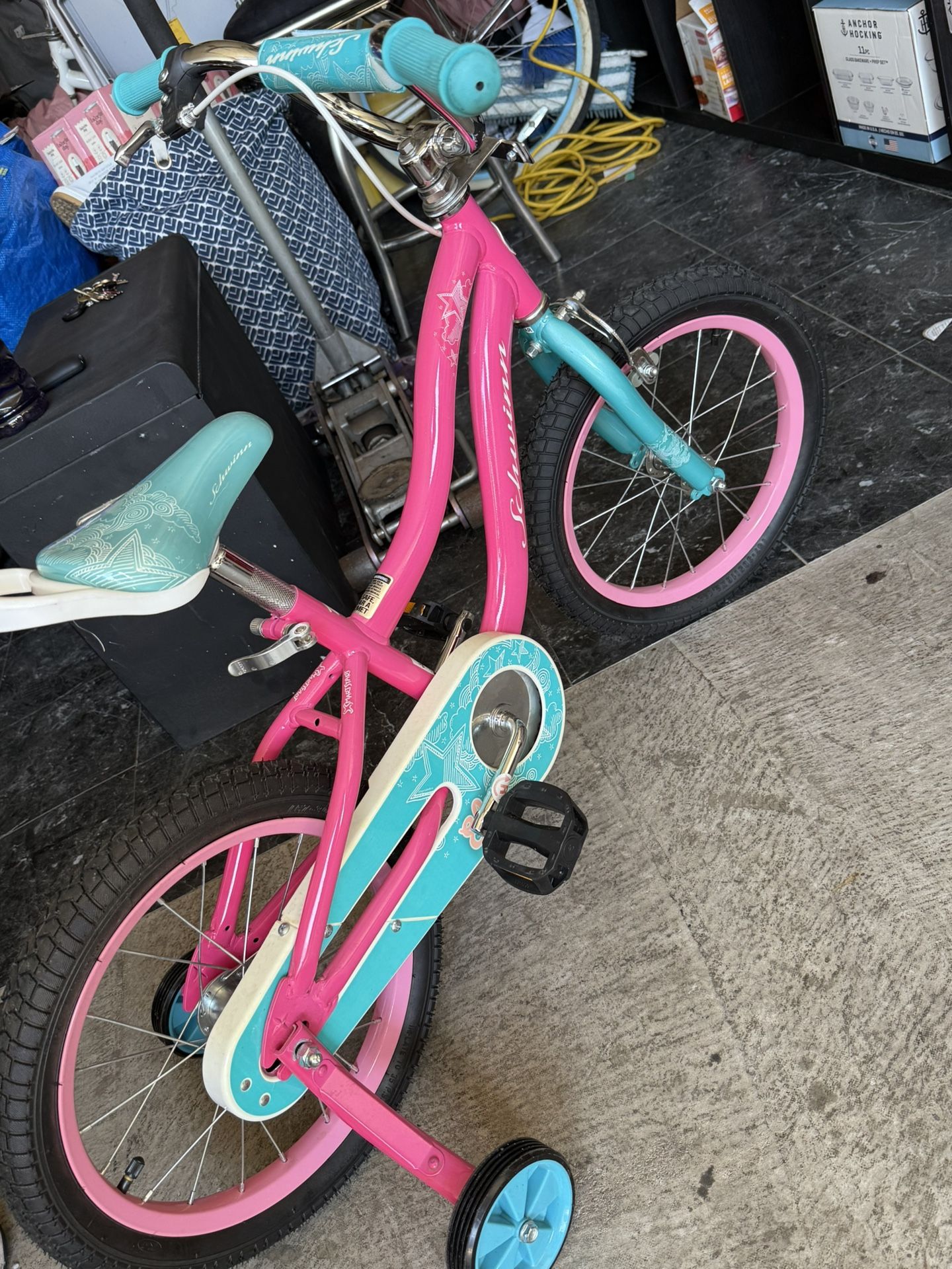 Girls bike