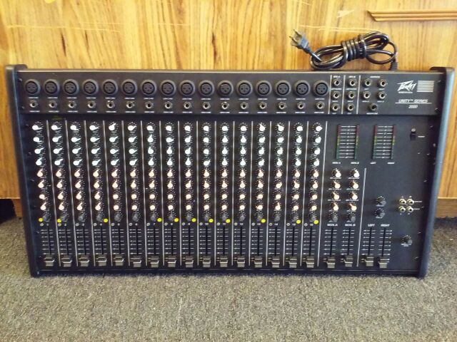 Peavey Unity Series 2000 Mixing Board Console