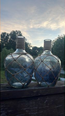 Set of 2 Glass Demijohn Bottles with Jute Rope Netting 🌿