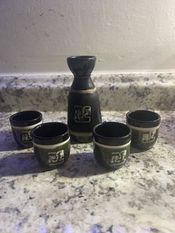 Saki Set