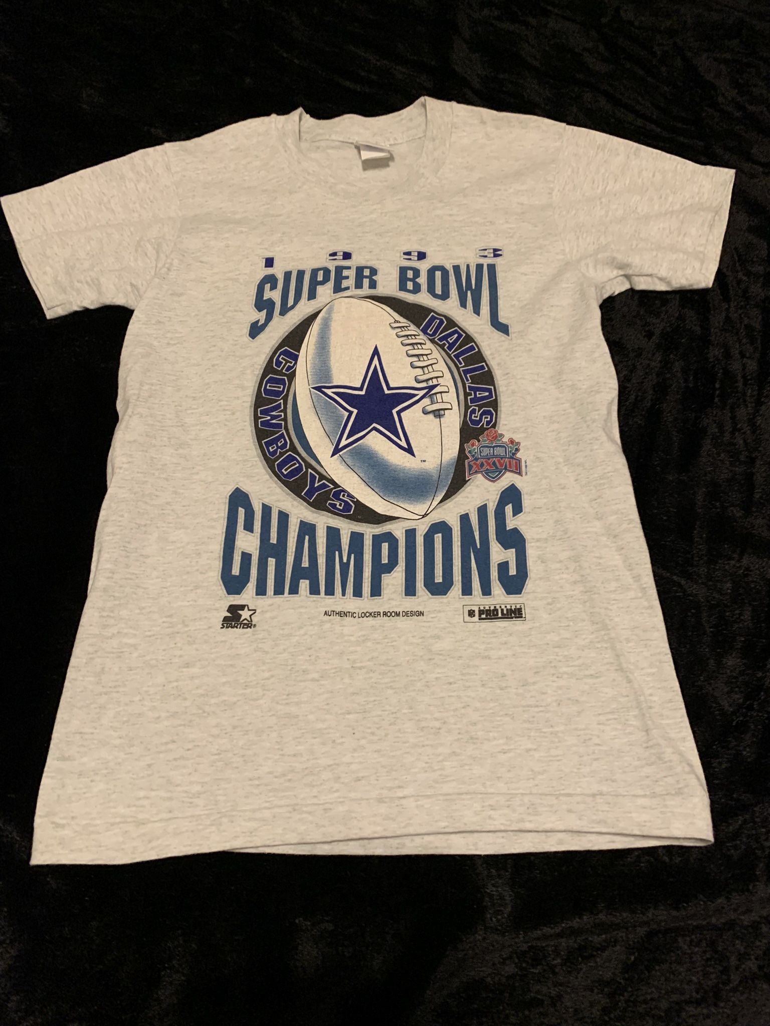 Boys Large Dallas Cowboys Championship Vintage 1993 Tshirt