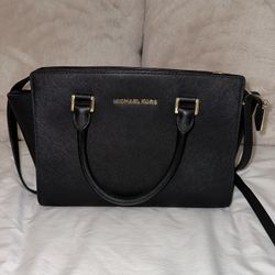 Black Michael Kors Selma Satchel