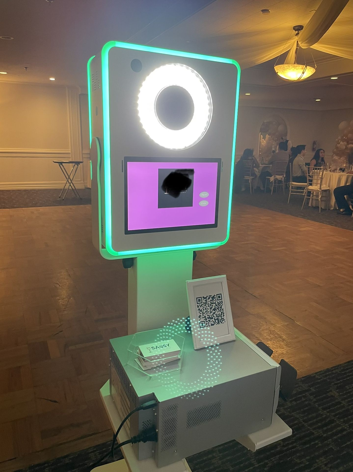 Photo Booth With Props ! Photobooth !