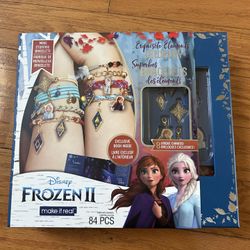 NWT Disney Frozen II 84cs Jewelry Kit set 