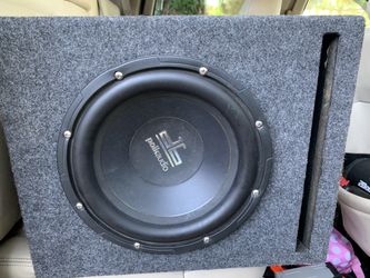 Polk audio 10inch sub in ported box