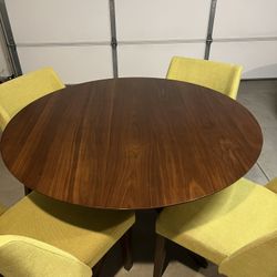 Round Dining Table with 4 Chairs