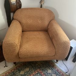 Modern Style Accent Chair 