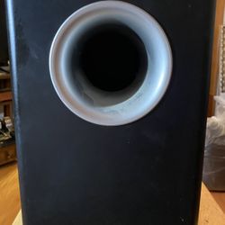 CANTON POWERED SUBWOOFER