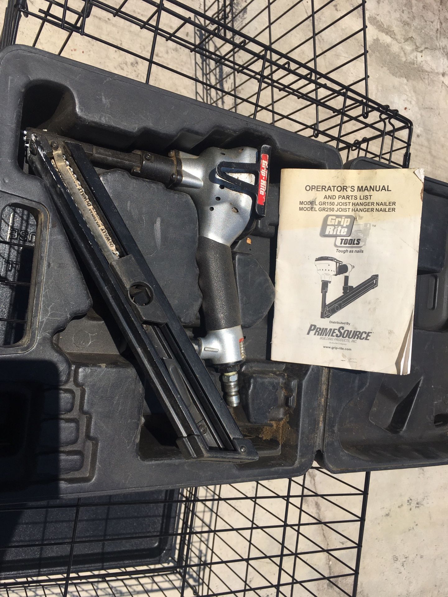 Joist Hanger Hardware Nail Gun