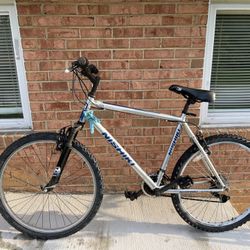 Nishiki Pueblo Shimano Mountain Bike
