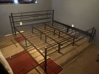 King Size Metal Bed Frame VERY STURDY