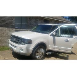 2011 Ford Expedition 
