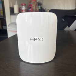 eero Pro 7 Tri-Band Wi-Fi Router White 2x 5GbE Ethernet USB-C ⚠️frontier only⚠️