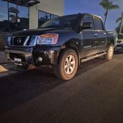 2010 Nissan Titan