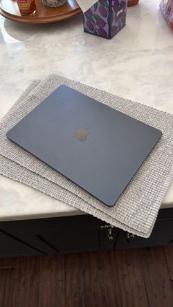 macbook m2 air 2022