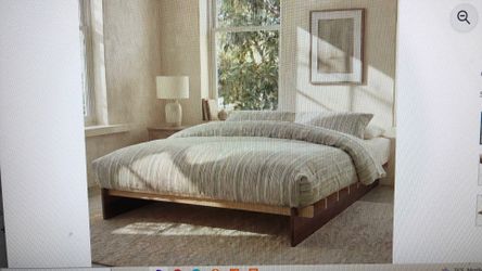 Queen Platform Bed