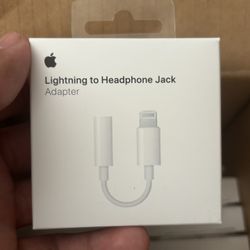 Apple to Headphone Jack
