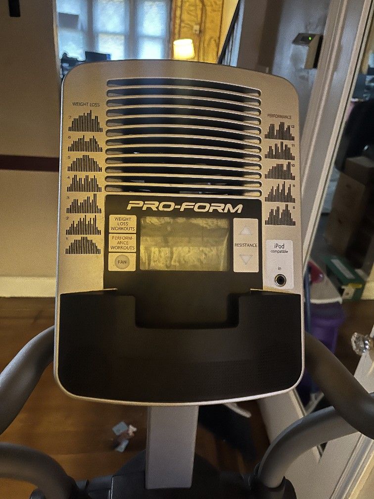 Proform 390 Elliptical Machine