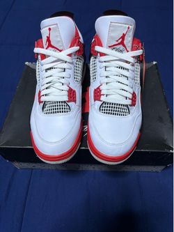 Jordan 4 Retro OG Fire Red 2020 Size 9