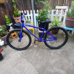 Blue Gt 29 inch bicycle
