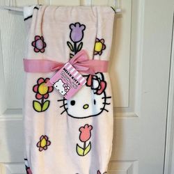 Hello Kitty Blanket