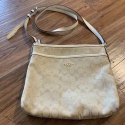 Coach crossbody purse