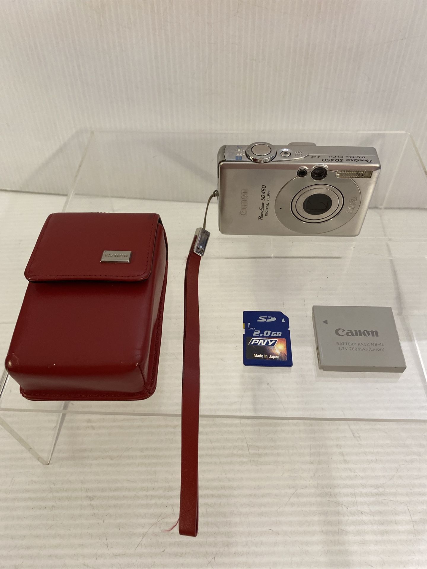 Canon PowerShot SD450 Digital ELPH 5MP Silver Camera w/Battery SD & Case TESTED!