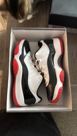 jordan 11 concord bred low. (size 11.5)