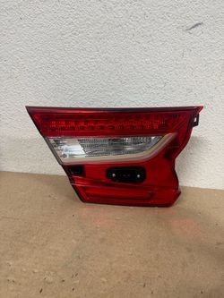 2018-2022 HONDA ACCORD TAIL LIGHT LEFT SIDE OEM