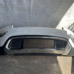 2017-2021 Jeep Grand Cherokee Front Bumper Oem Used