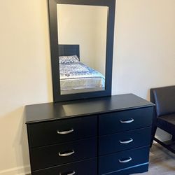 5-piece bedroom set (dresser, mirror, chest, nightstand, and headboard) 