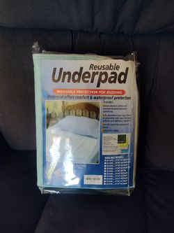 Small washable puppy pads