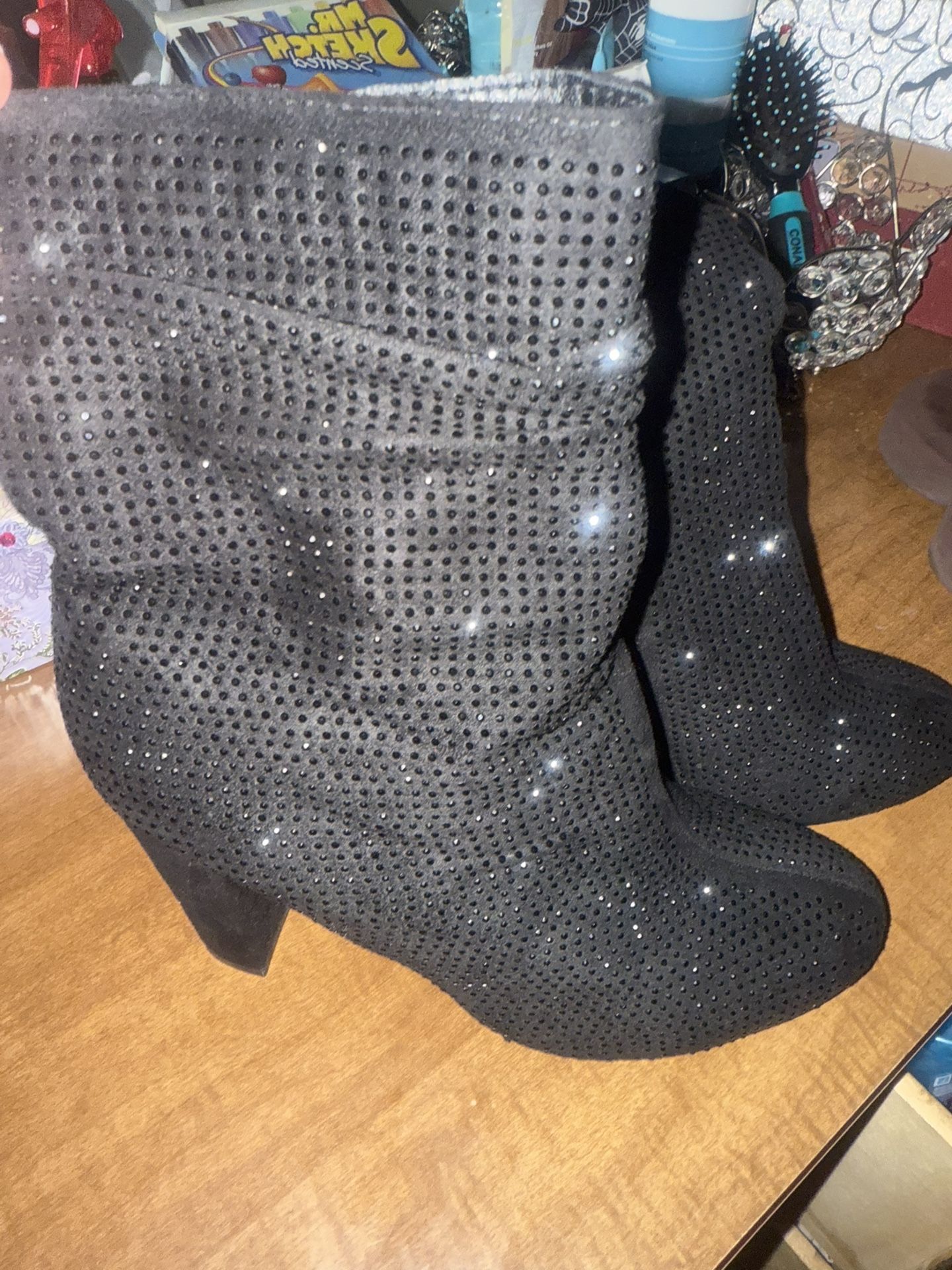 boots women very nice 