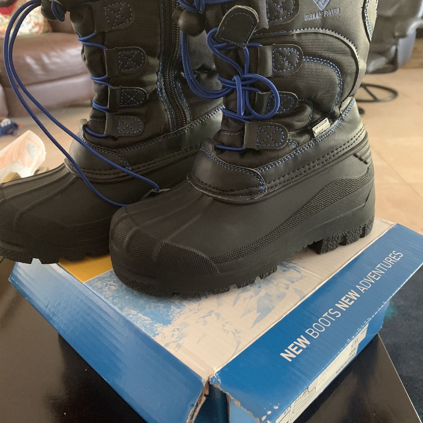 Boys Snow Boots - Size 12