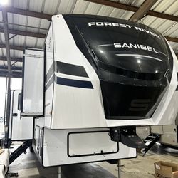 2025 Prime Time RV Sanibel 3952FBWB