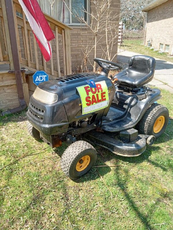 Briggs And Stratton Mower for Sale in Parma, OH OfferUp