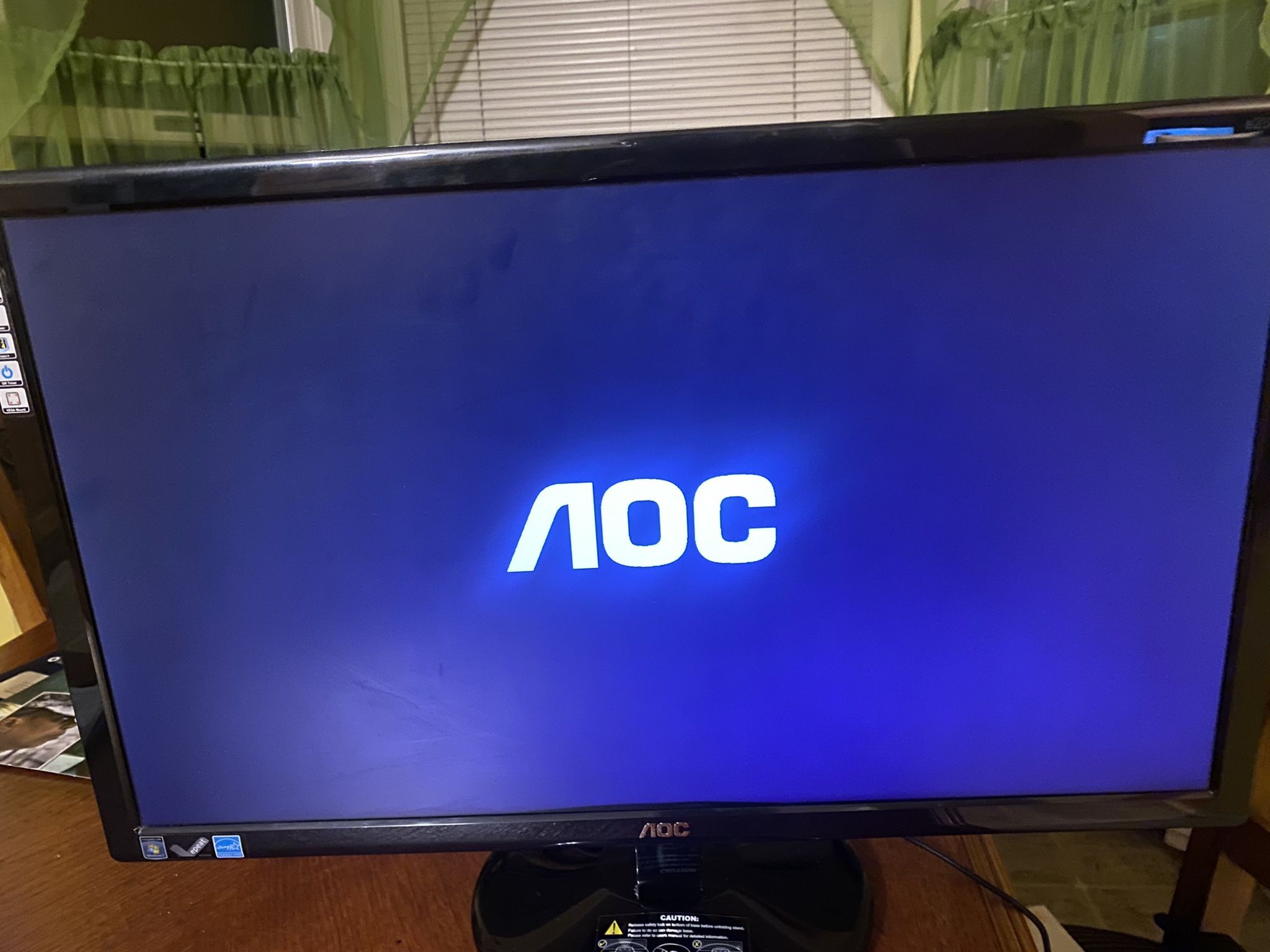 Aoc Monitor 23”