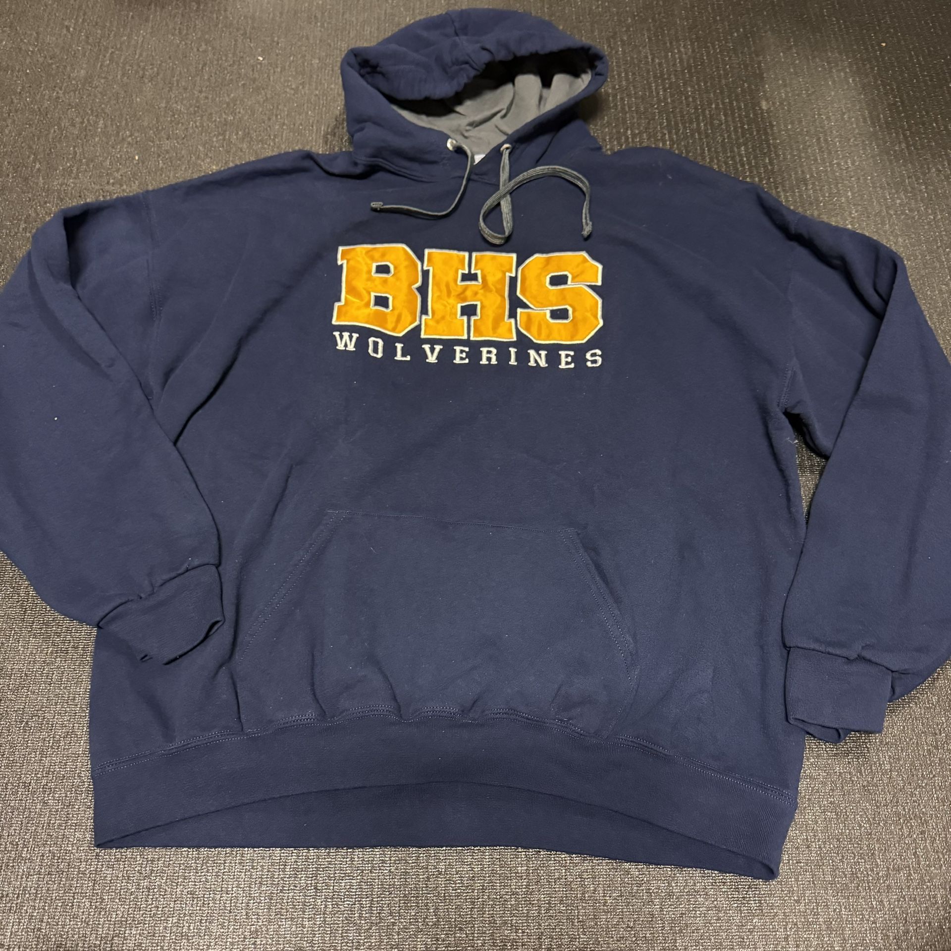 BHS Bellevue High Wolverines Hoodie Pullover Sweatshirt Men’s XXL Navy Fruit of the Loom
