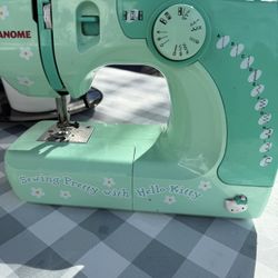 Hello Kitty Sewing Machine  Green
